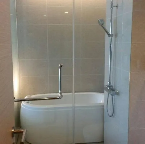 S39- 1 Bedroom Downtown With Balcony And Pool