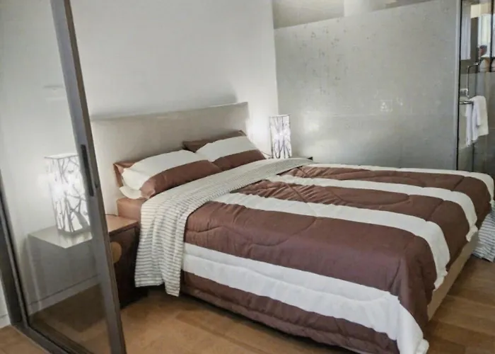 Apartment S39- 1 Bedroom Downtown With Balcony And Pool Bangkok