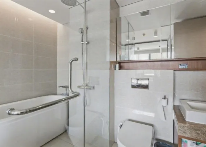 S39- 1 Bedroom Downtown With Balcony And Pool