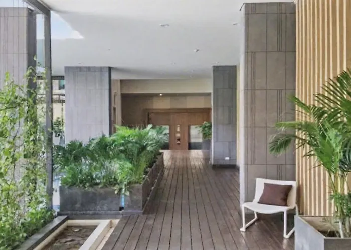 Apartment S39- 1 Bedroom Downtown With Balcony And Pool *